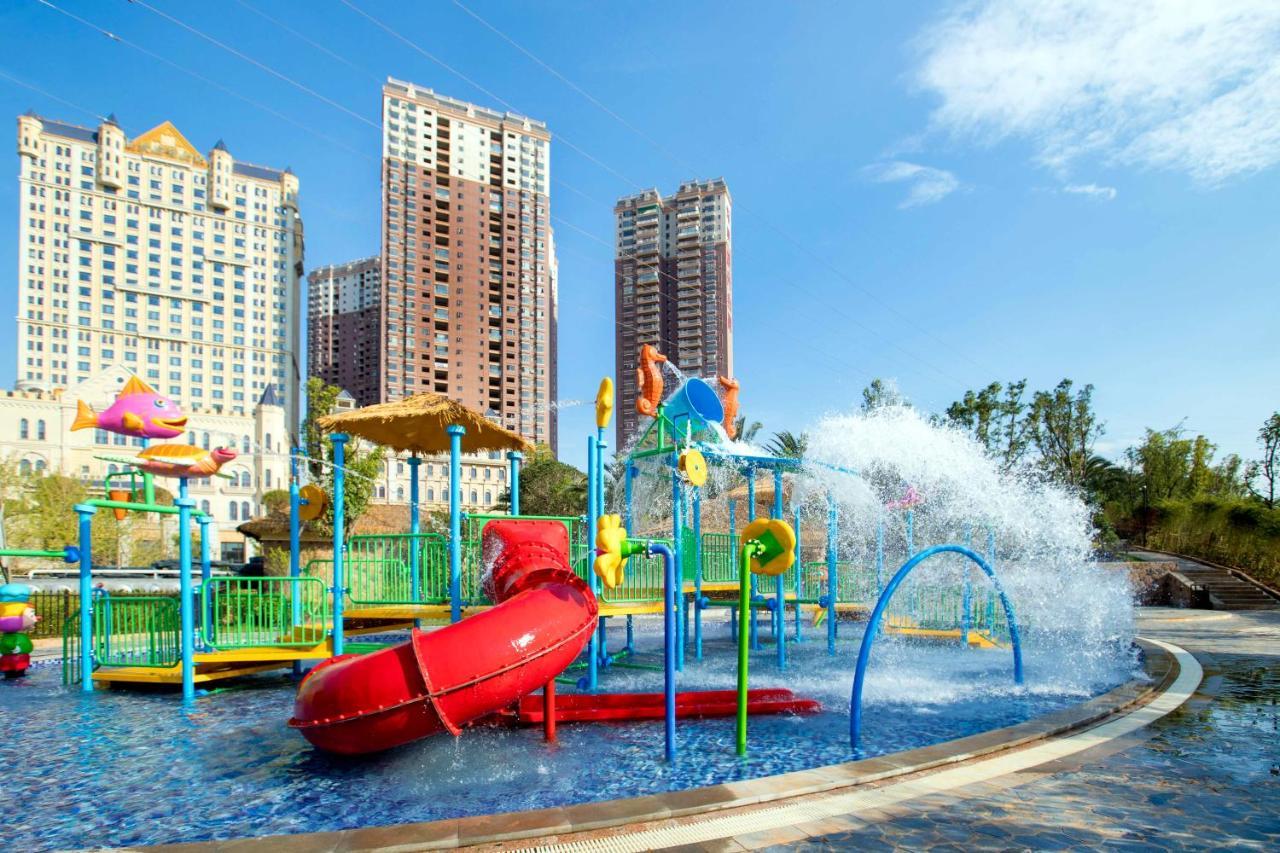 Wyndham Grand Kunming East Hotel Exterior photo