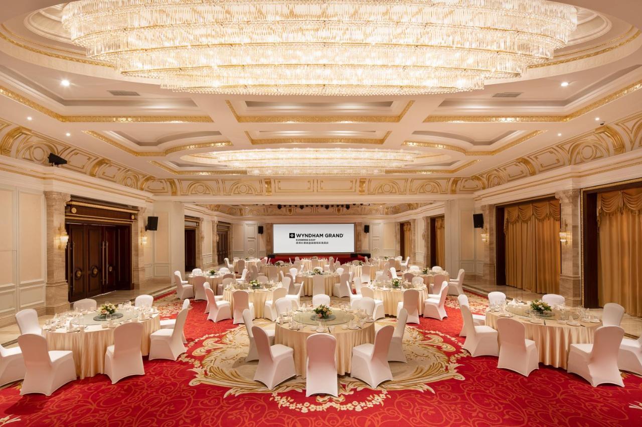 Wyndham Grand Kunming East Hotel Exterior photo